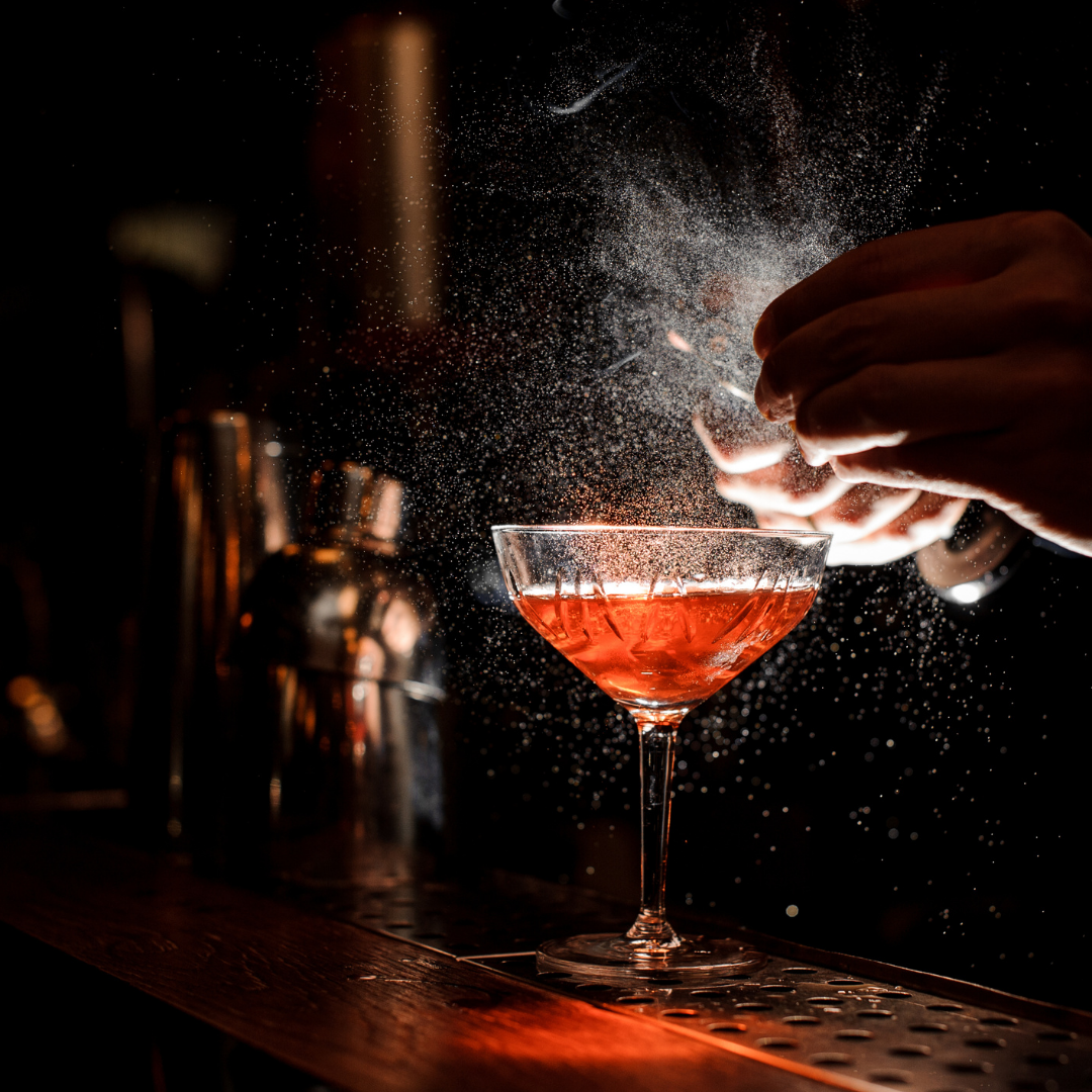 A Brief History of Cocktails - SplitsDrinks